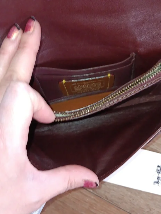 Coach Dusty Rose Tea Rose Clutch With Handtag - Picture 8 of 16